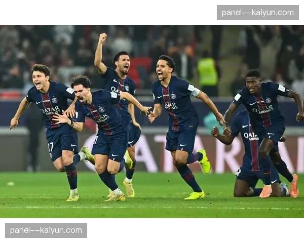 半场战报：多特蒙德1-0巴黎圣日耳曼，阿德耶米反击得手