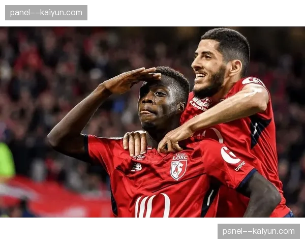 里尔3-1战胜布雷斯特，巩固积分榜第三位置