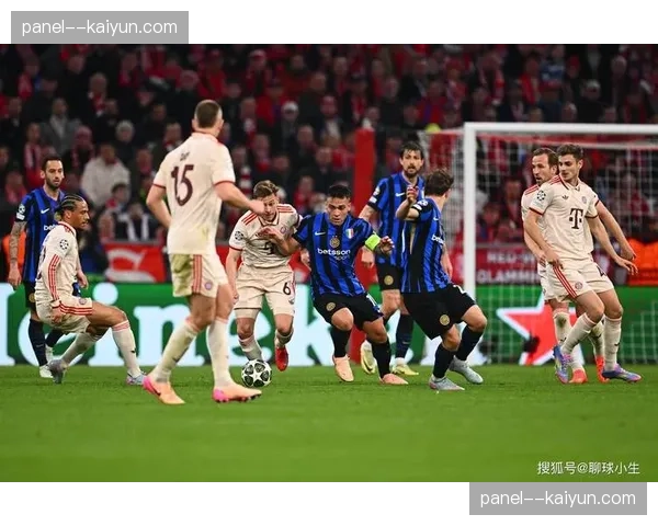 实时：拜仁vs国米，凯恩回撤接应直塞，格纳布里高速插上完成纵深进攻