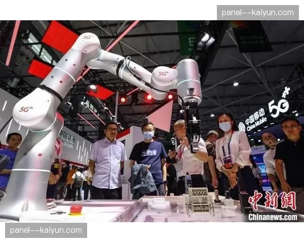 通讯：意甲俱乐部开放日，2026年4月吸引数千名小球迷参观训练